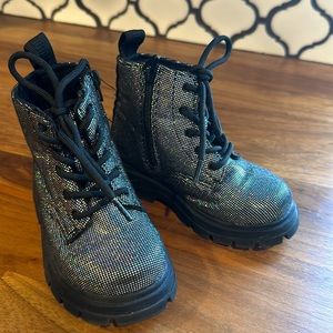 Toddler sparkle boots size 6